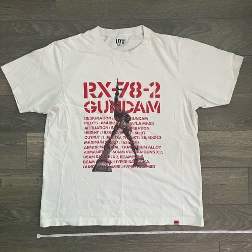 Uniqlo x Gundam Tee